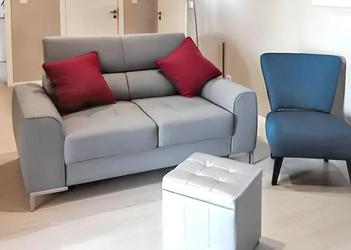 펜션 Charming House With Shared Pool In + Enclosed Garden Requiao